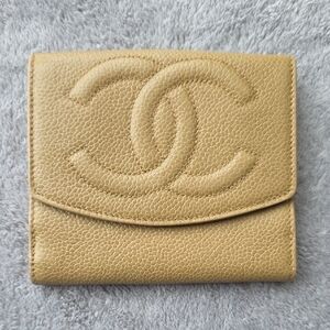 CHANEL Beige Leather Wallet